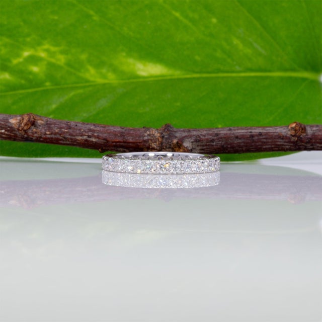 2020s Full Eternity Lab Grown Diamond Ring, Stackable Wedding Band: Solid 14k Gold, Size 6.75 For Sale - Image 5 of 6