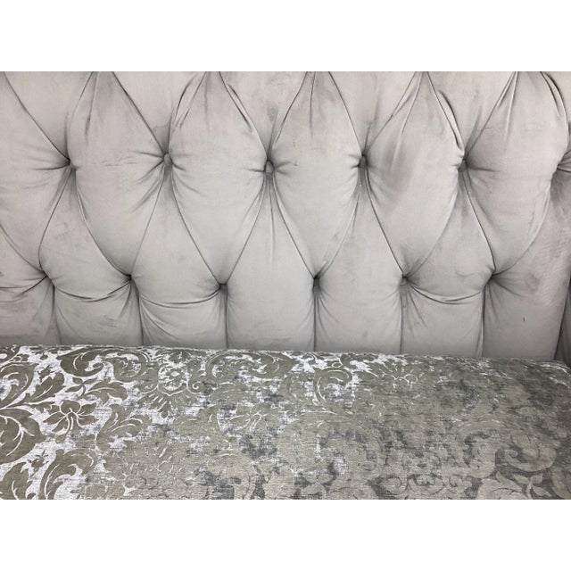 Textile English Style Tufted Love-Seat in Grey Velvet For Sale - Image 7 of 7