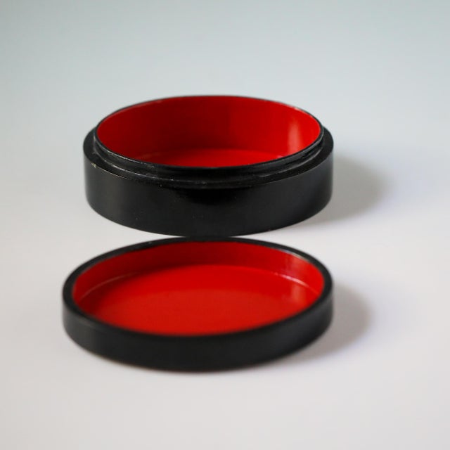 Fedoskino Oval Lacquer Box With Landscape, Ussr, C. 1960s–1980s For Sale - Image 4 of 9