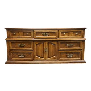 Bassett Furniture Solid Oak Traditional American Colonial Revival 70" Triple Door Dresser 2085-247 For Sale