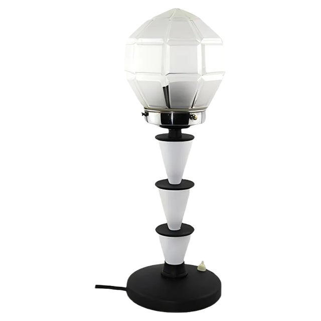 Bauhaus Style Palme Table Lamp, 1920s For Sale