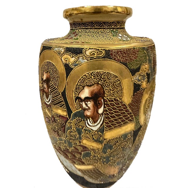 Early 20th Century Japanese Satsuma Polychrome Vase With Gilt and Figures For Sale - Image 4 of 18