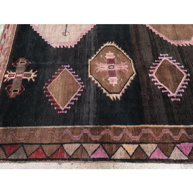 Textile Galerie Shabab Collection Mid-20th Century Turkish Anatolian Room Size Carpet For Sale - Image 7 of 10