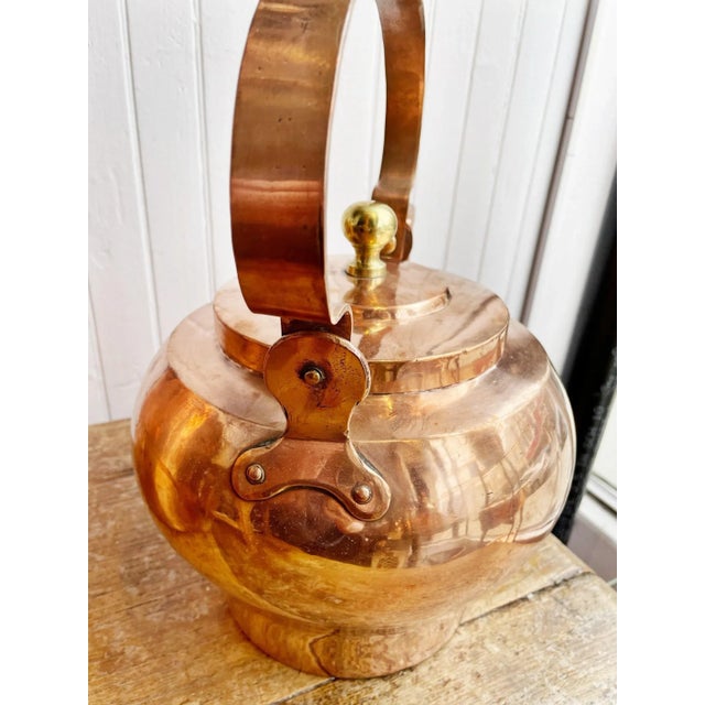 Copper Antique French 7 Liter Copper Hotel Tea Kettle For Sale - Image 8 of 11
