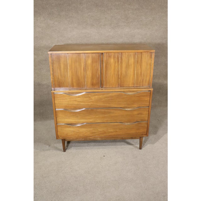 Six piece full bedroom set by American of Martinsville. All in walnut grain with bright brass trim. Finish your bedroom in...