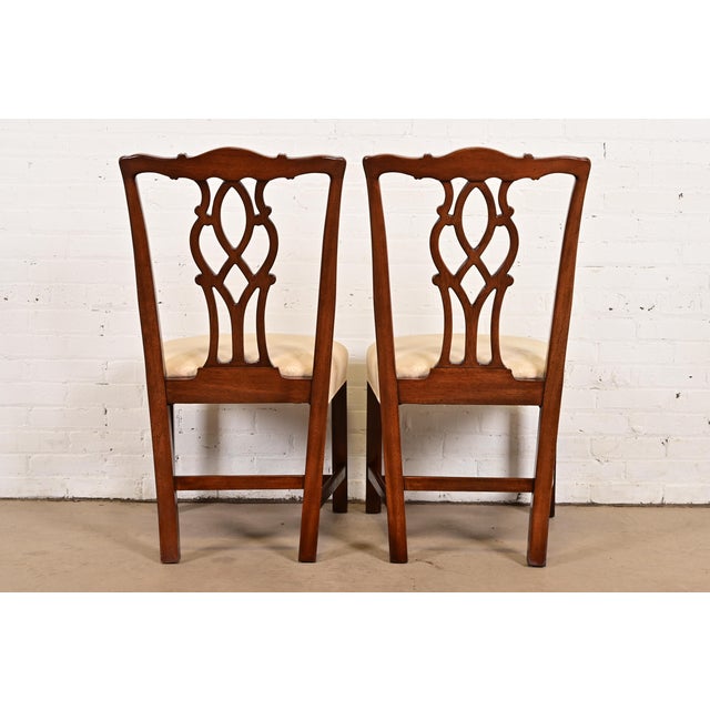 Kindel Furniture Georgian Carved Mahogany Side Chairs or Dining Chairs, Pair For Sale - Image 10 of 14