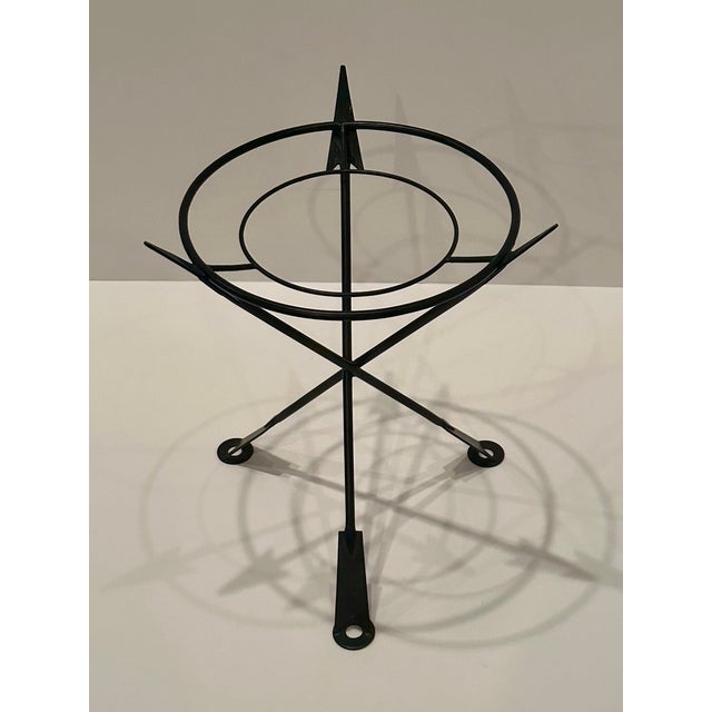 Glamorous round arrow motif painted iron side table with black and white marble top. 16" diameter to top of arrows,...
