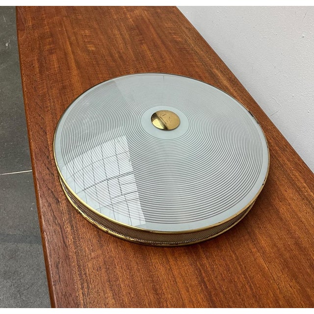 Cream Mid-Century Modern German Metal, Mesh and Glass Plafoniere Pendant Lamp, 1960s For Sale - Image 8 of 18