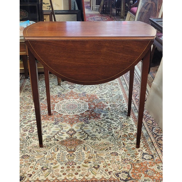 1940s Federal Inlaid Hepplewhite Style Pembroke Table For Sale - Image 4 of 15