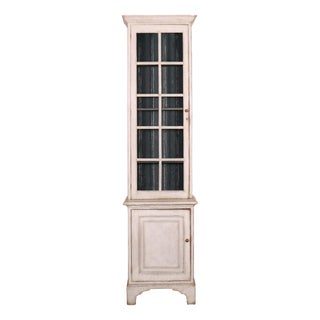 English Painted Bookcase in Pine For Sale