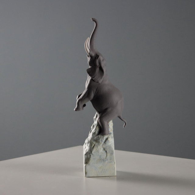 Elephant Figurine from Lladrò For Sale - Image 6 of 9