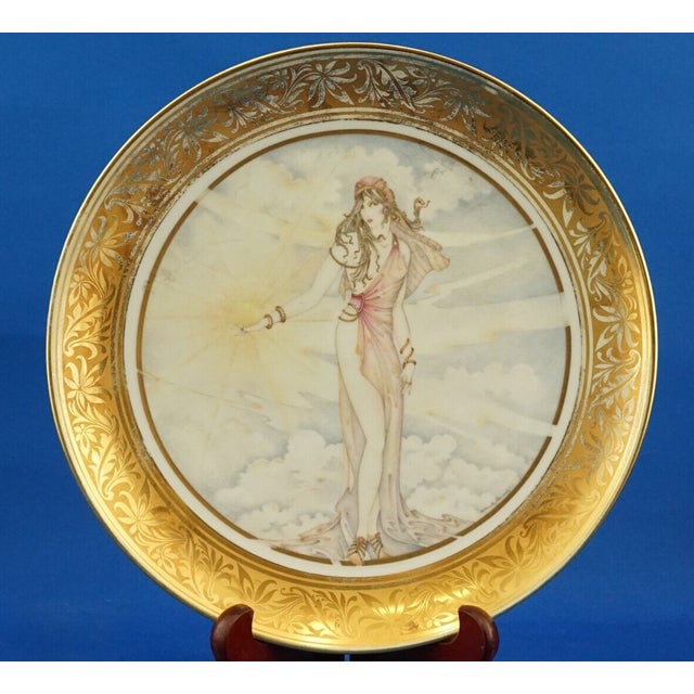 Art Nouveau Style Porcelain Plates with Ladies Motif and Gilt Edges by Umberto Banchelli for Manufacture Seltmann Weiden, Bavaria, 1980s, Set of 4 For Sale - Image 14 of 18