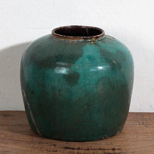 Antique Chinese vase (c.1820)Dimensions: Diameter: 17 cm Height: 25 cmStyle: Qing DynastyMaterials and techniques:...