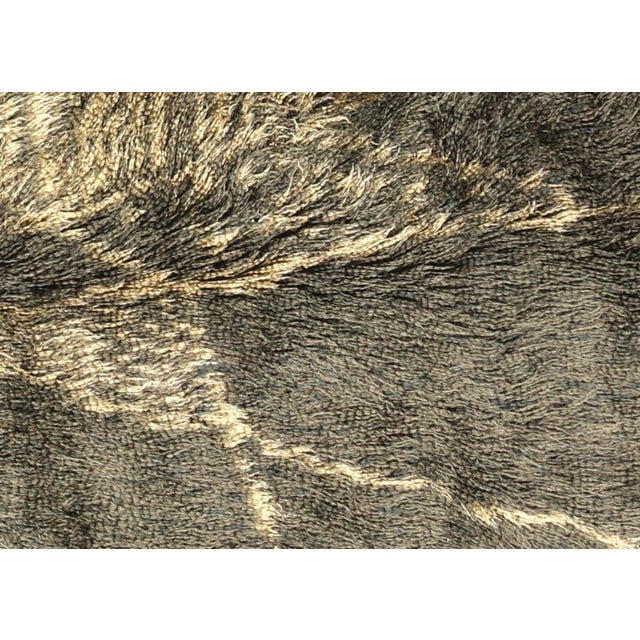 Contemporary Turkish Shag Rug. Hand woven in the Oushak region of Western Turkey, with a mix of Angora and New Zealand...