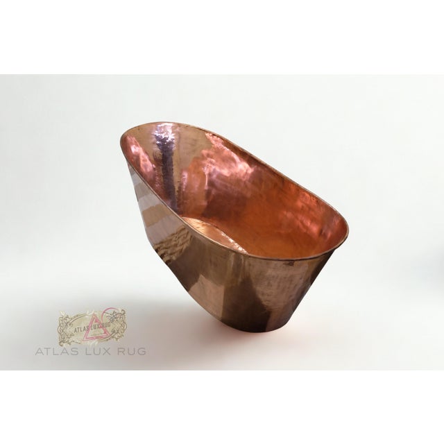 Copper Bath Tub, Freestanding Copper Bathtub | Antique Soaking Tub - Luxurious 100% Natural Brass Handmade Slipper Customizable For Sale - Image 4 of 7