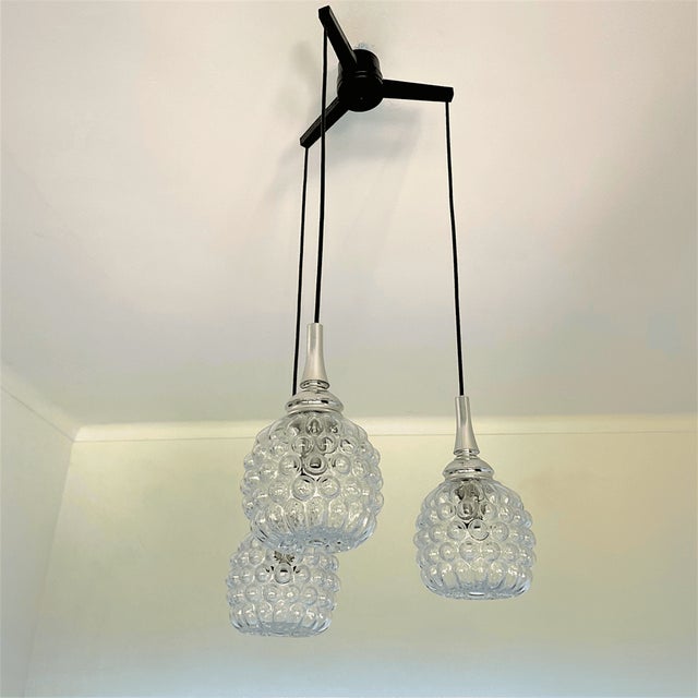 Mid-Century Space Age German Cascading Glass Three Lights Chandelier by Hustadt-Leuchten, 1960s For Sale - Image 6 of 17