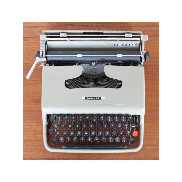 Lettera 22 Typewriter from Olivetti, 1950s For Sale - Image 14 of 14
