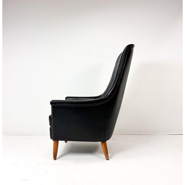 Mid-Century Modern Mid-Century Scandinavian Modern Black Leather High-Back Lounge Chair For Sale - Image 3 of 8