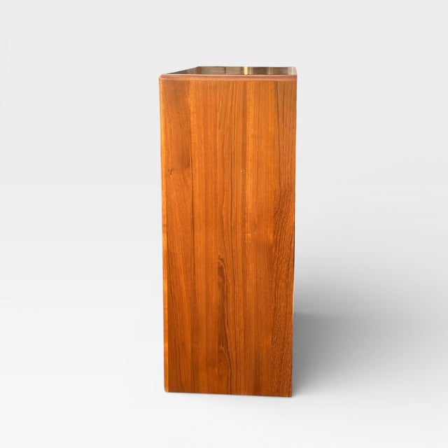D-Scan Captain Line Teak Seven-Drawer Tallboy Dresser, Mid-Century Modern, Mid-Century, Brass For Sale - Image 13 of 18