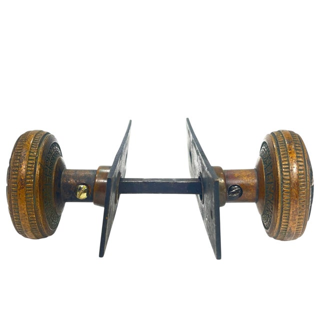 Metal Antique American Bronze Door Knobs With Door Plates - 5 Pieces For Sale - Image 7 of 8