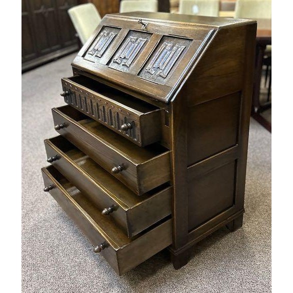1940s Vintage English Oak Drop Front Bureau / Desk c.1940 For Sale - Image 5 of 11