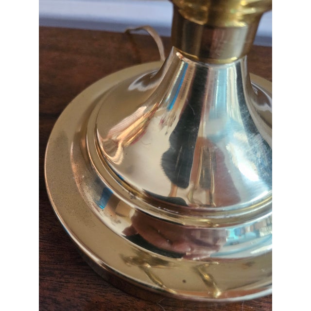 Vintage Brass Adjustable Table Lamp With Classic Pineapple Shade For Sale - Image 11 of 12