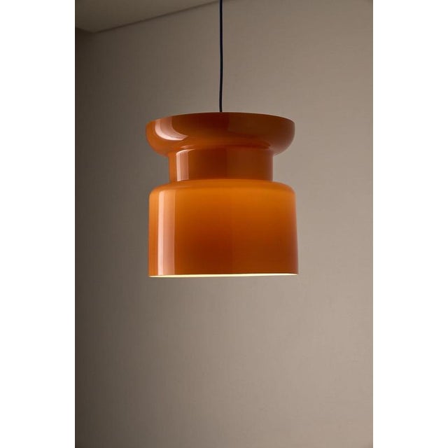 1960s Pendant in Caramel Acrylic attributed to Filippo Mariucci for Guzzini, 1960s For Sale - Image 5 of 9