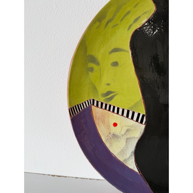 Mid-Century Modern 1980s Lois Barton Hand-Painted Figurative Modernist Art Ceramic Decorative Plate For Sale - Image 3 of 12