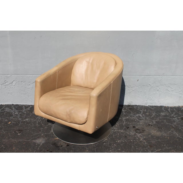 Art Deco 1960's Italian Art Deco Style Leather Swivel Club Chair For Sale - Image 3 of 13