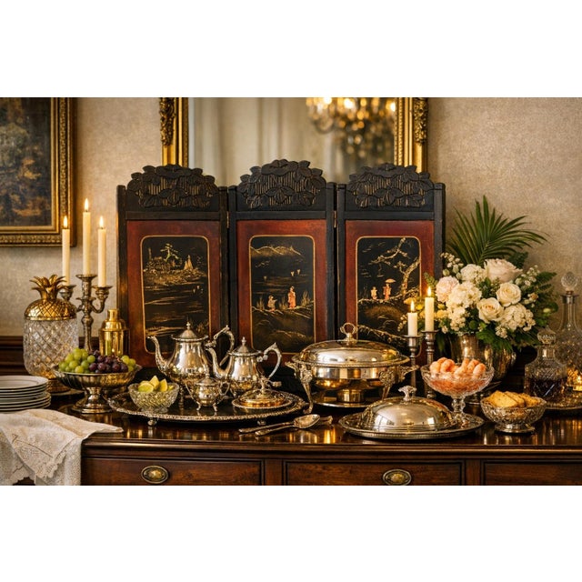 As Chinoiserie as Chinoiserie can be! This beautiful three-panel tabletop chinoiserie screen transports you to another...