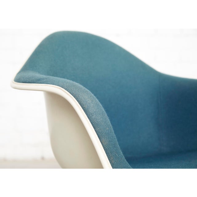 DAX Lafonda Fiberglass Chair by Charles & Ray Eames for Vitra, 1990s, Set of 2 For Sale - Image 10 of 18