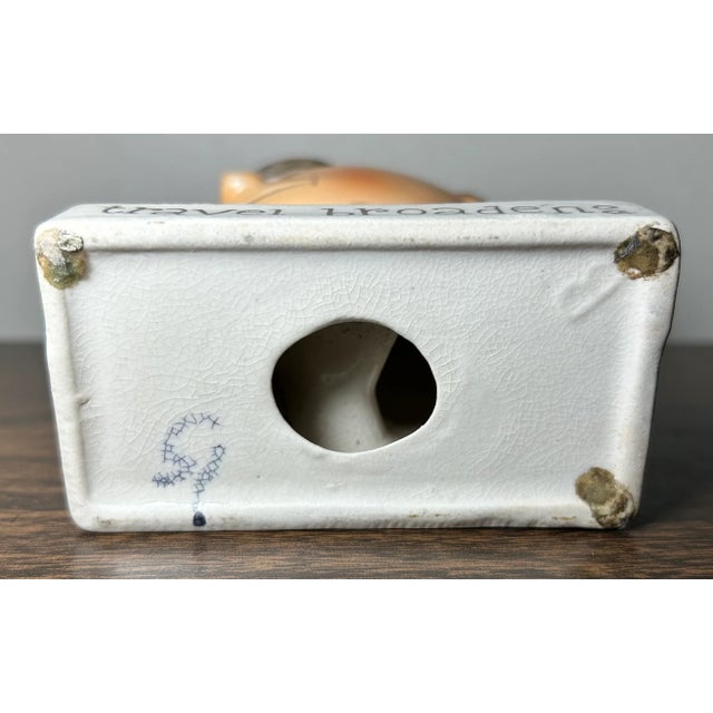 Vintage 1950’s Ucagco Travel Broadens Man With Luggage Ceramic Novelty Figurine Made in Japan For Sale In New Orleans - Image 6 of 6