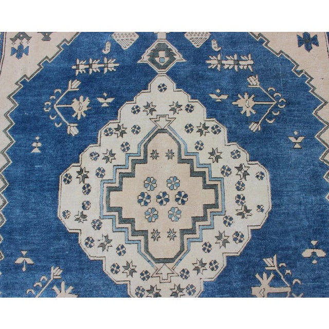 Royal Blue Royal Blue, White and Taupe Vintage Hand Knotted Turkish Rug With Geometric Medallion For Sale - Image 8 of 13