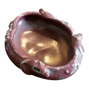 Antique 19th Century Chinese Sang de Boeuf Porcelain Quatrefoil Shape Brush Washer Decorated with Mice Relief