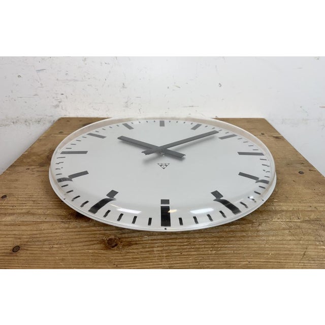 Large Vintage Office Wall Clock from Pragotron, 1980s For Sale - Image 10 of 17