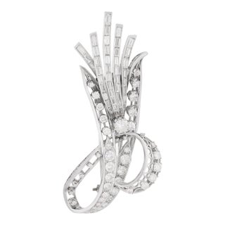 1950s Mid Century 6.25 Carat Diamond Platinum Brooch For Sale