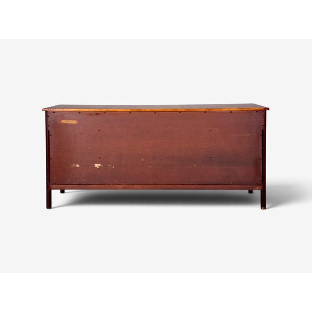 John Widdicomb, American Modern, Nine-Drawer Dresser, Walnut, Brass, Usa, 1960s For Sale - Image 13 of 16