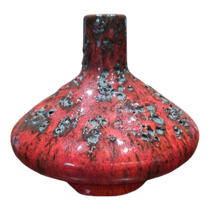 UFO-Shaped Fat Lava Vase
