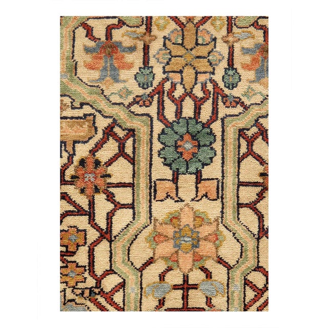 Indo Heriz design rug. Handmade Hand-knotted in fine lambswool. Lamb's Wool on a Cotton Foundation Vegetable Dyed Hand-...
