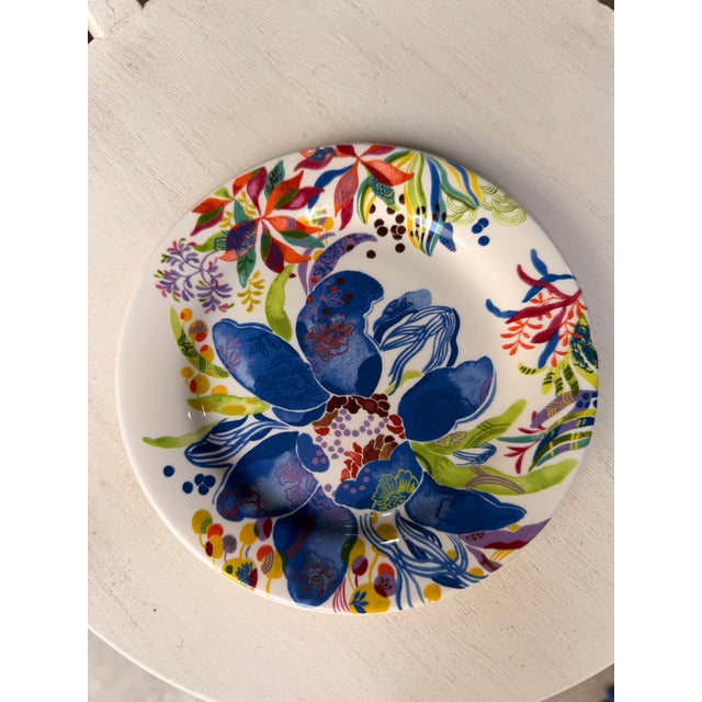 Add a vibrant touch to your table or display with this beautiful Gien France decorative plate, featuring a lively...