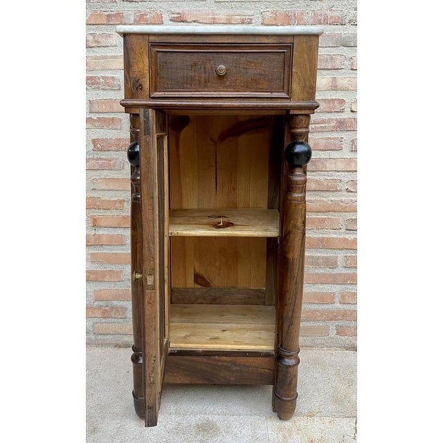 Wood Early 20th Century French Walnut Nightstands with One Drawer and Marble Top, 1920s, Set of 2 For Sale - Image 7 of 14