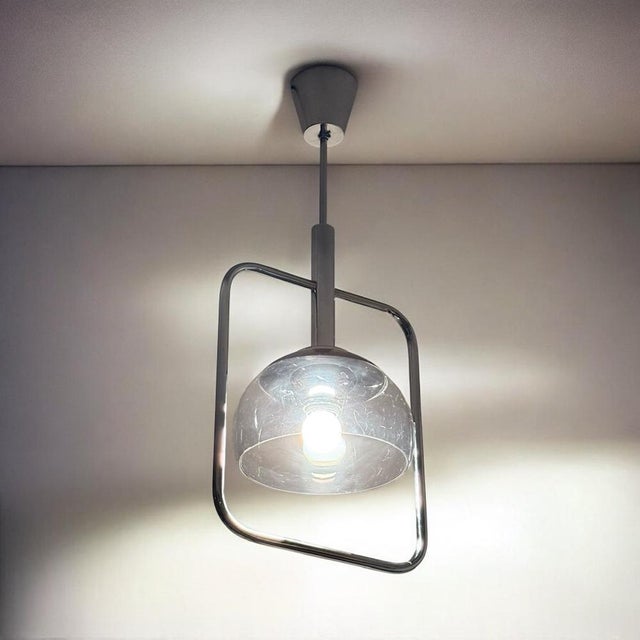 Metal Large Italian Pendant Lamp in Chrome Metal and Acrylic Glass, 1970s For Sale - Image 7 of 11