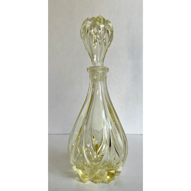 1920s 1920's Art Deco Yellow Glass Perfume Bottle by Irice Made in Germany For Sale - Image 5 of 12