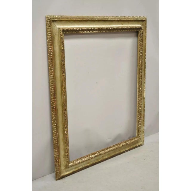 Early 20th Century Italian Polychrome Parcel Gilt Carved Wood 51x33 Florentine Painting Frame For Sale - Image 12 of 12
