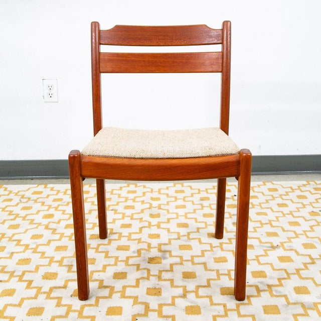 Wood Mid Century Danish Modern Dining Chairs Dyrlund Brown Set 4 Teak Vintage Denmark For Sale - Image 7 of 11