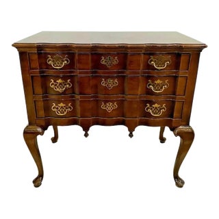 Vintage Henredon Chest 3 Drawer Queen Anne Chippendale For Sale