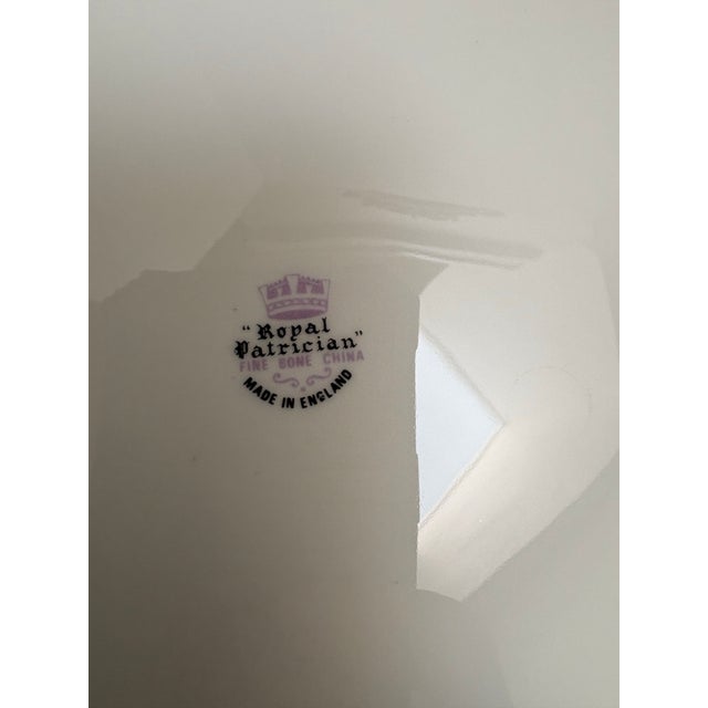 Vintage Mixed Fruit & Floral Mixed Porcelain Ceramic Plates-Set of Four For Sale In Sacramento - Image 6 of 12