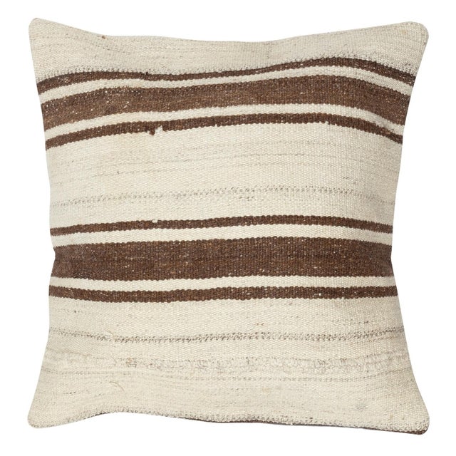 Traditional 20"x20" SET OF 2 - Hemp Kilim Cushion Covers. A pair of Lace Pillow Covers For Sale - Image 3 of 4