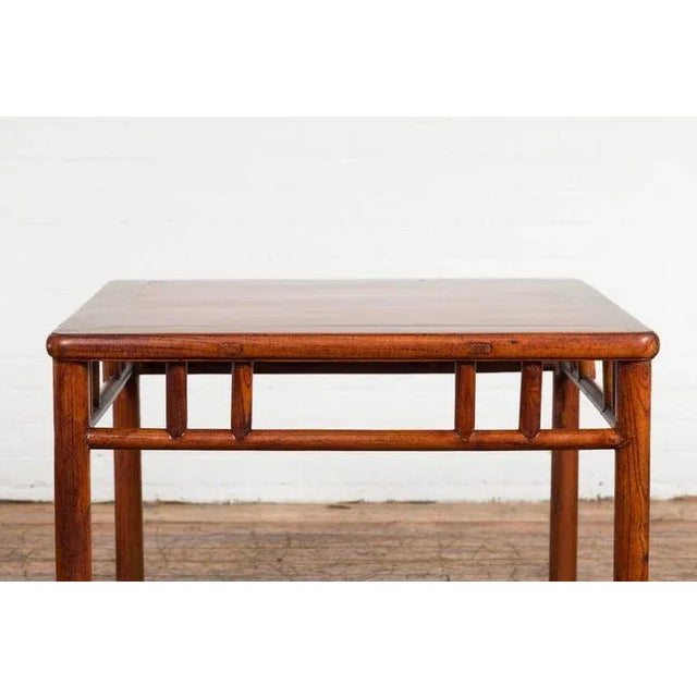 1900s Chinese Late Qing Dynasty Table with Open Apron & Pillar Strut Motifs For Sale - Image 4 of 13