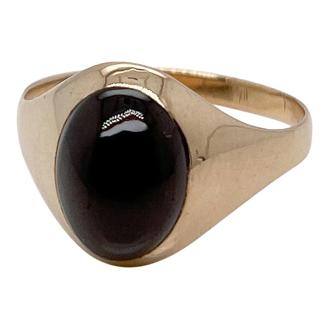 Vintage Antique 14 Karat Gold & Garnet Cabochon Signet Ring Size 10 For Sale